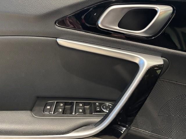 Kia Ceed 1,4 T-GDi Collection DCT 5d