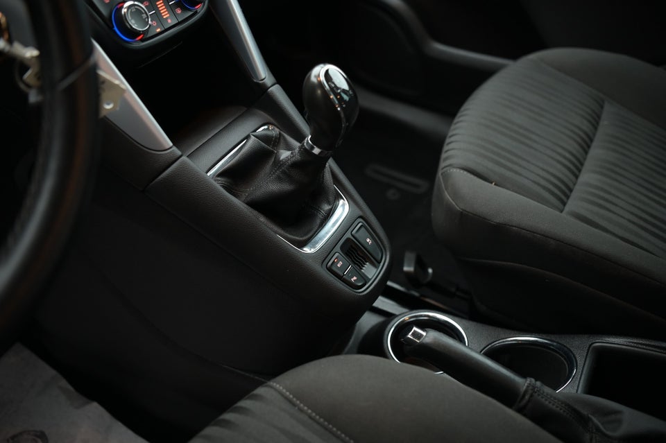 Opel Zafira Tourer 1,4 T 140 Enjoy eco 7prs 5d