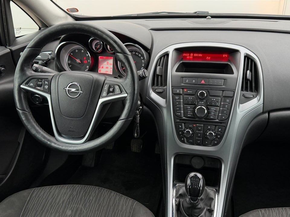 Opel Astra 1,6 CDTi 110 Enjoy Sports Tourer eco 5d