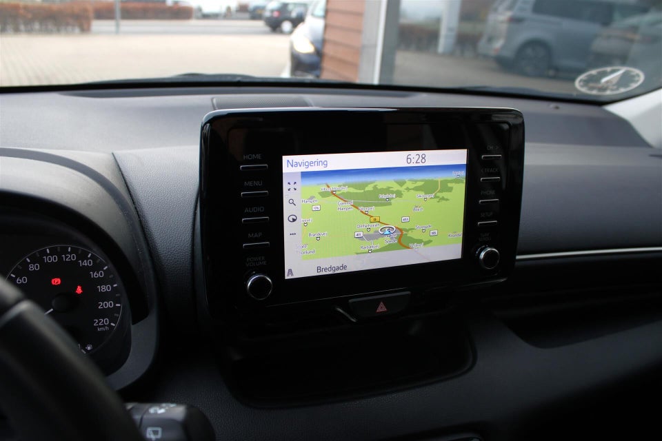 Toyota Yaris 1,5 Hybrid H3 e-CVT 5d