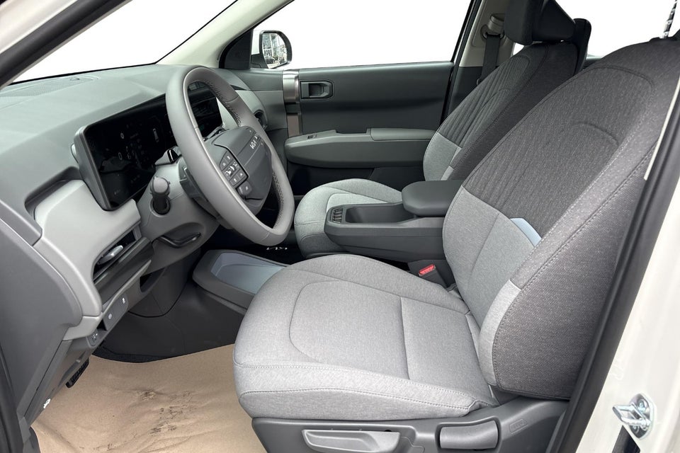 Kia EV3 58 Standard Range Access 5d