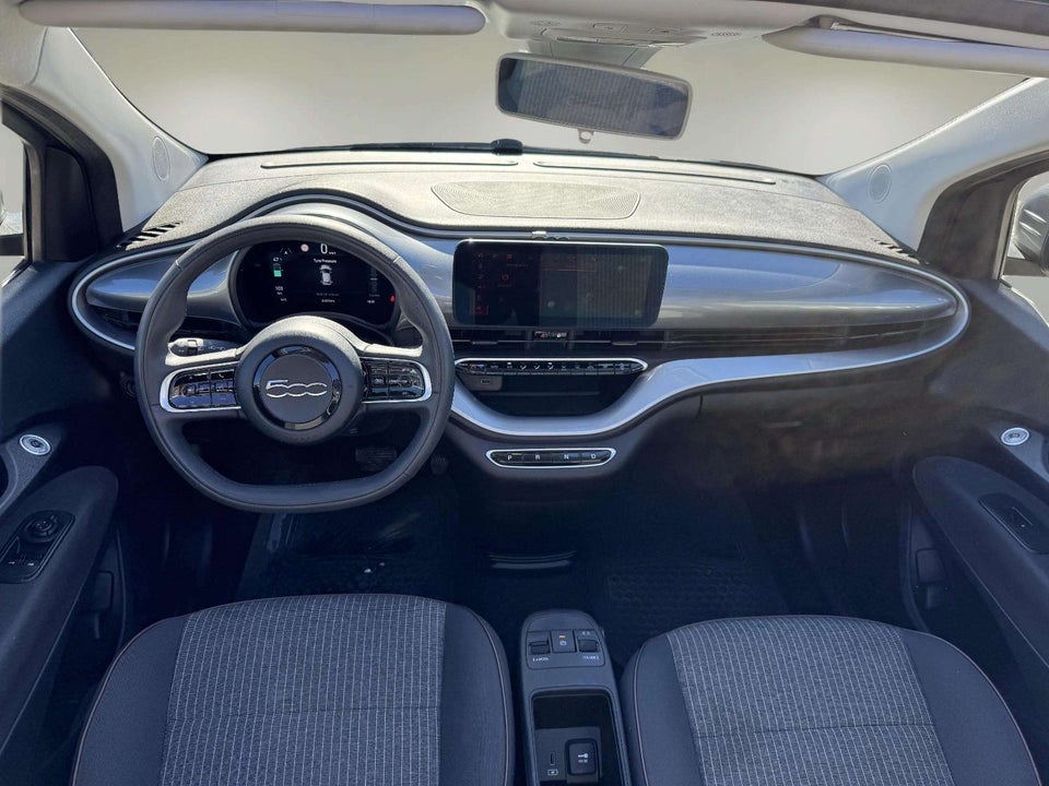 Fiat 500e 42 Icon Cabrio 2d