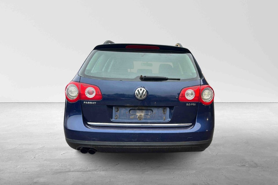 VW Passat 2,0 FSi Comfortline Variant 5d