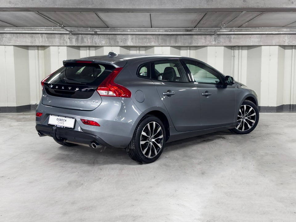 Volvo V40 1,5 T3 152 Dynamic Edition aut. 5d