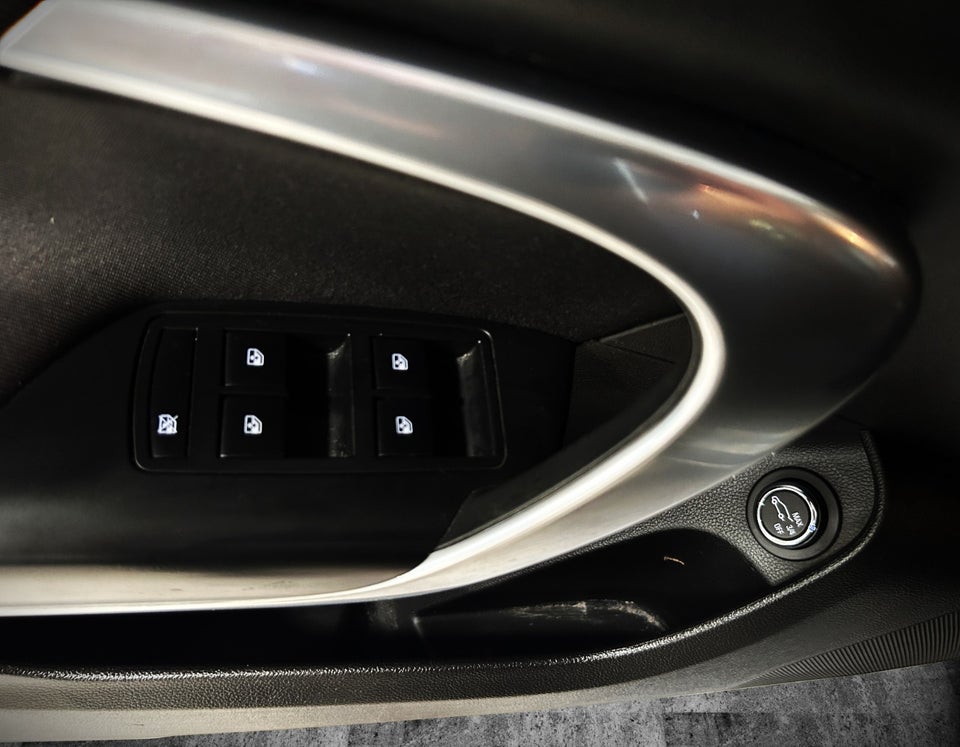 Opel Insignia 2,0 CDTi 140 Edition Sports Tourer eco 5d