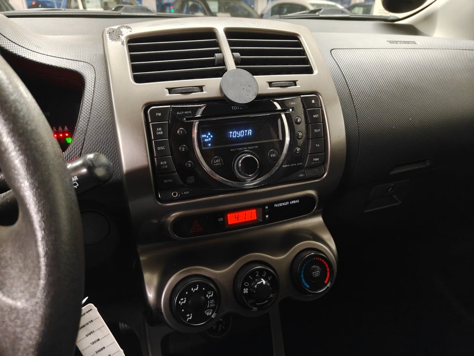 Toyota Urban Cruiser 1,3 VVT-i T1 5d