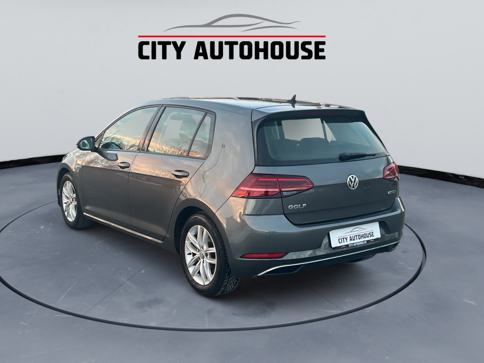 VW Golf VII 1,5 TSi 130 Comfortline DSG 5d