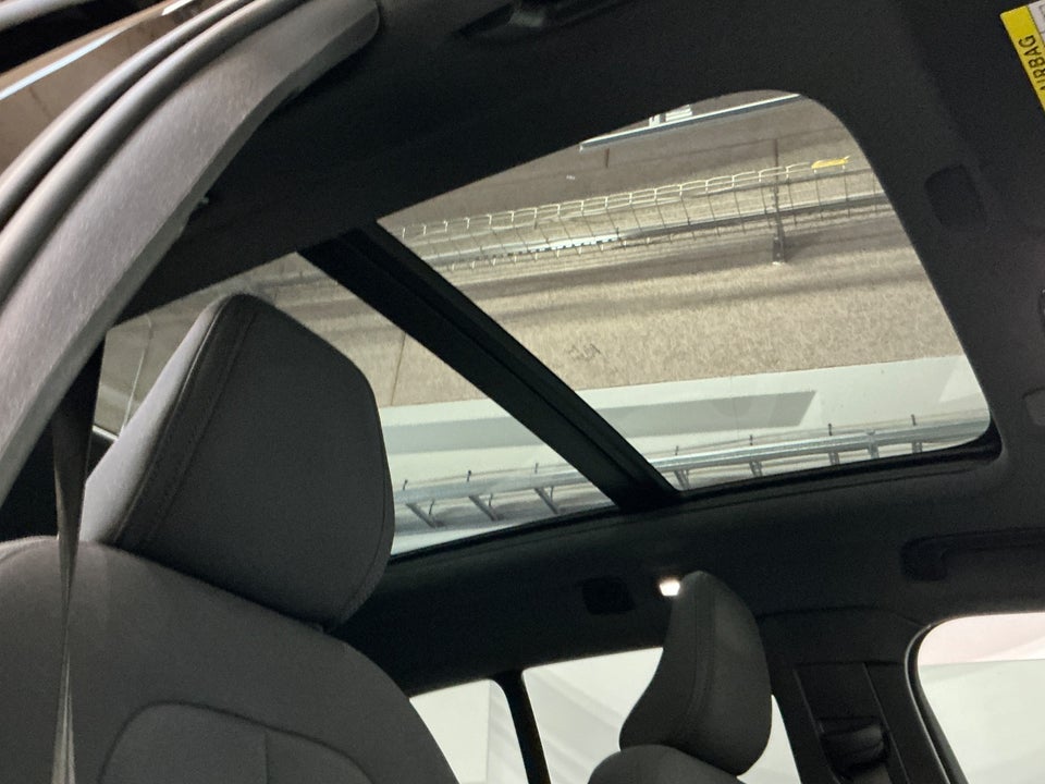 Volvo XC40 P8 ReCharge Twin Pro 5d