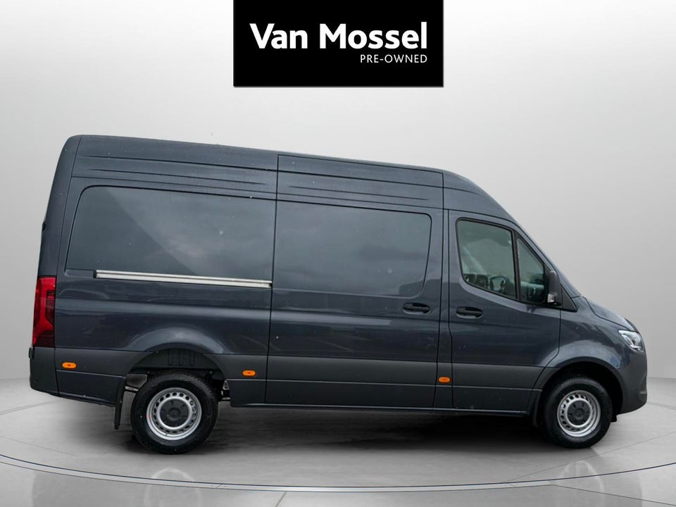 Mercedes Sprinter 319 2,0 CDi A2 Kassevogn SELECT RWD