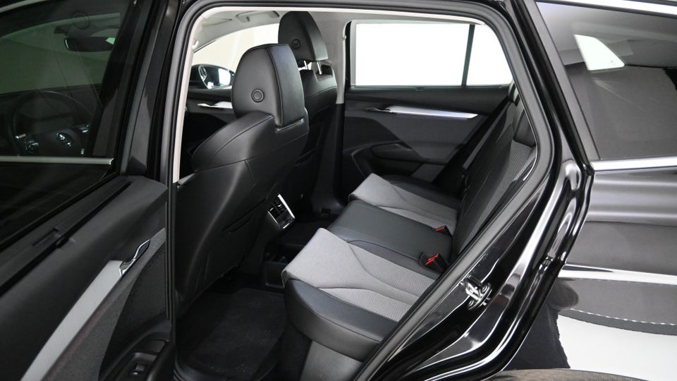 Skoda Enyaq 80 iV Premium 5d