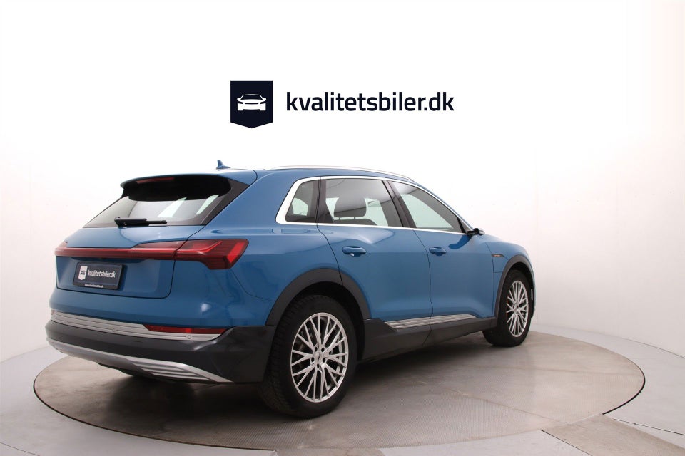 Audi e-tron 55 quattro 5d
