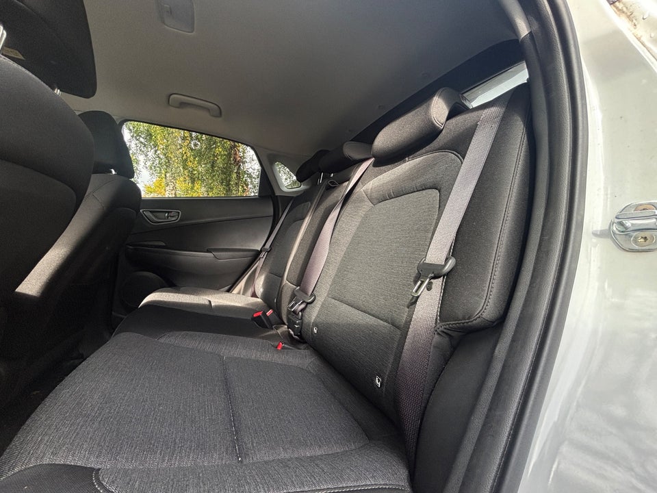 Hyundai Kona 39 EV Advanced 5d