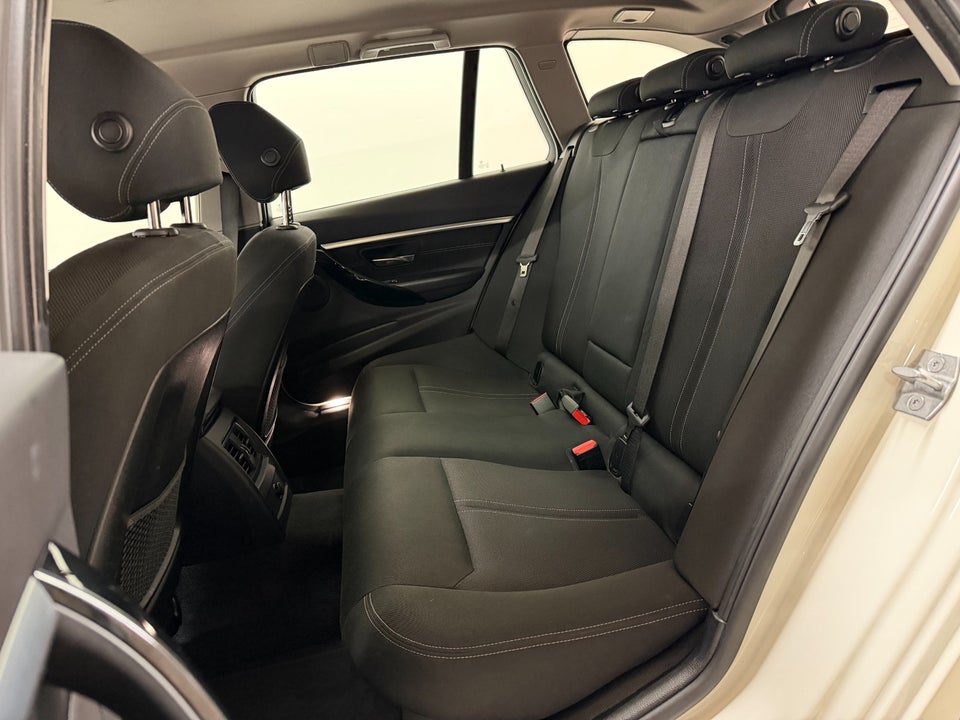 BMW 318d 2,0 Touring aut. 5d