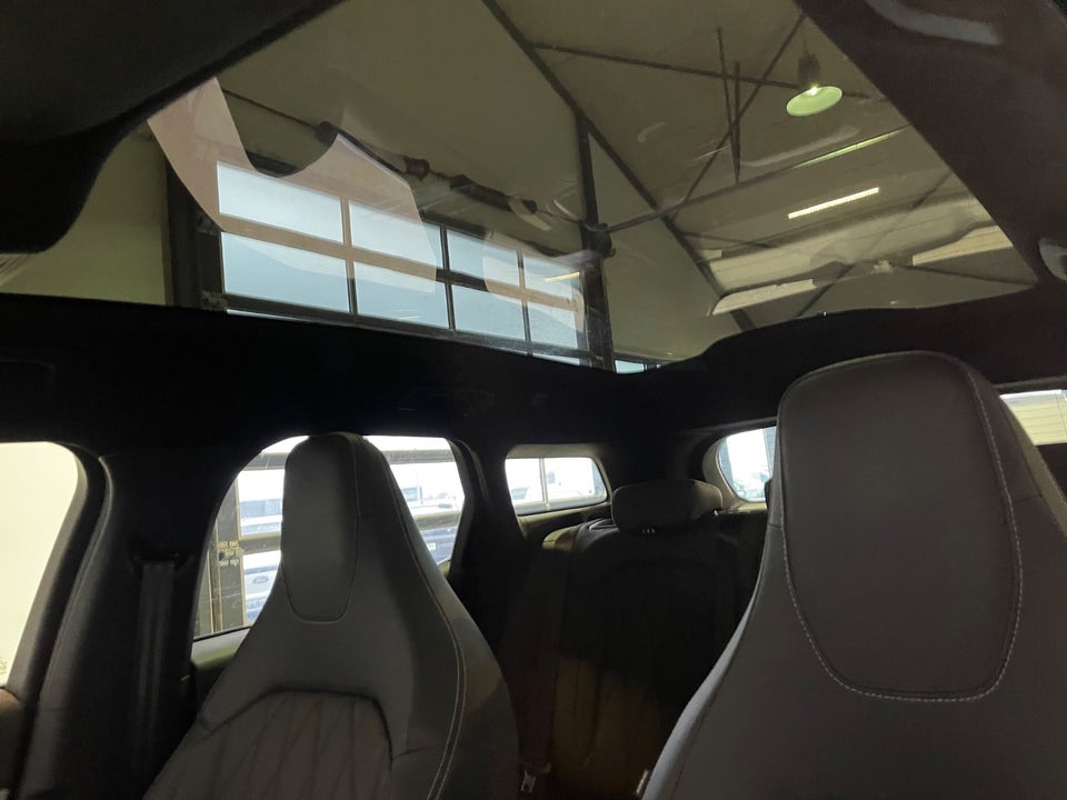 Ford Explorer 84 Premium Extended Range AWD 5d