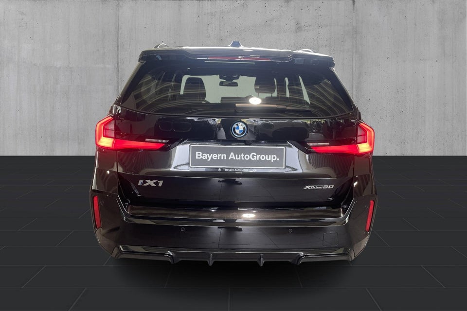BMW iX1 xDrive30 M-Sport 5d