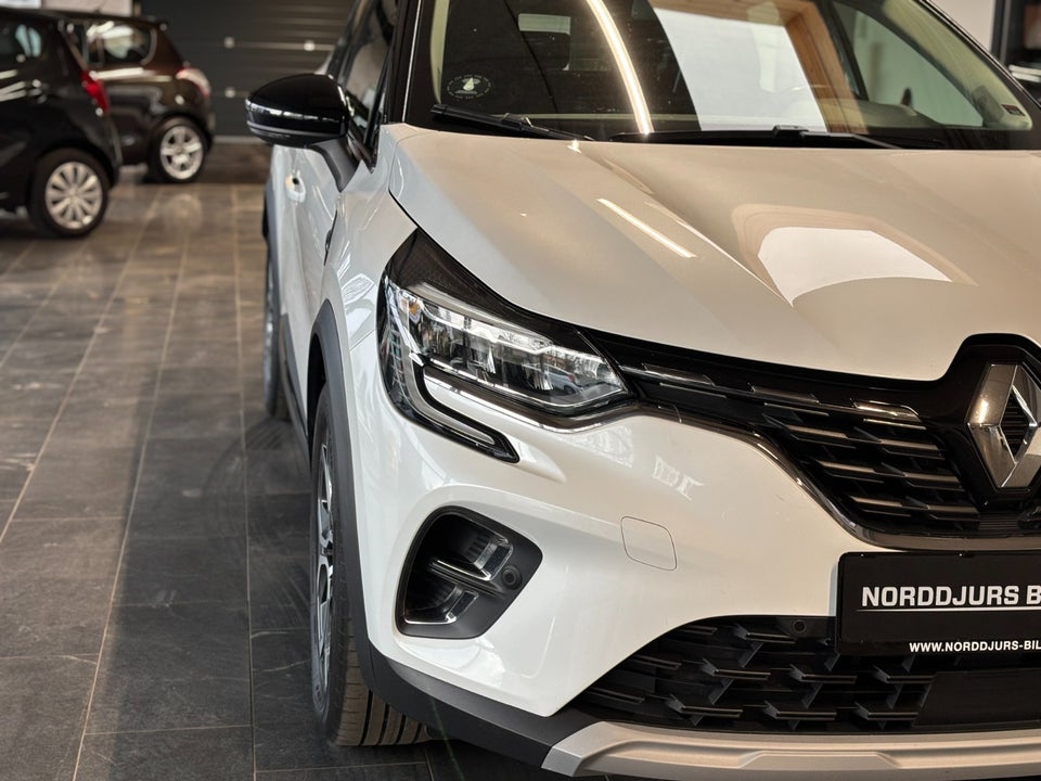 Renault Captur 1,6 E-Tech Intens 5d