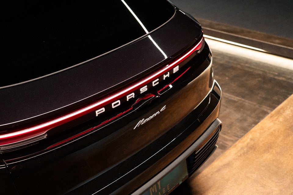 Porsche Macan 4 5d