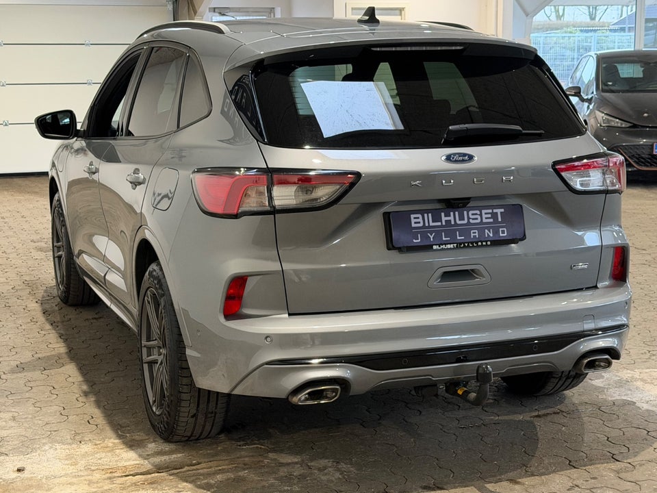 Ford Kuga 2,5 PHEV ST-Line X CVT 5d