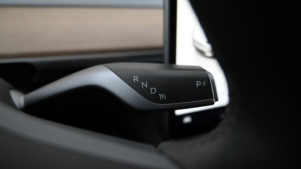 Tesla Model Y Performance AWD 5d