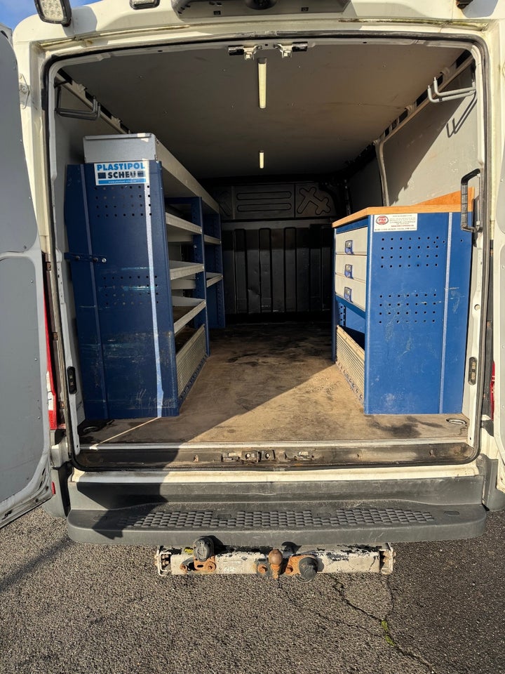 Iveco Daily 3,0 35S18 9m³ Van AG8