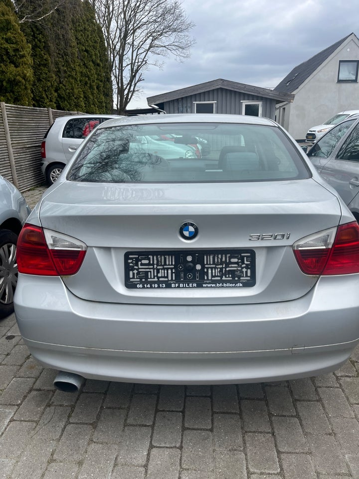 BMW 320i 2,0 Steptr. 4d