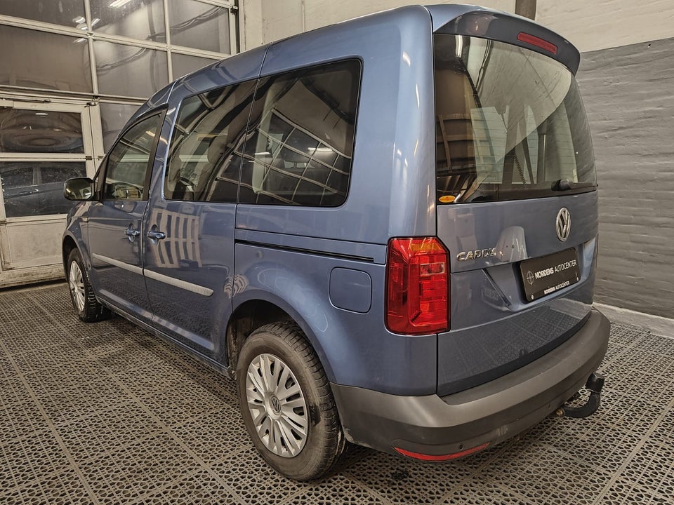 VW Caddy 2,0 TDi 102 Comfortline DSG 5d