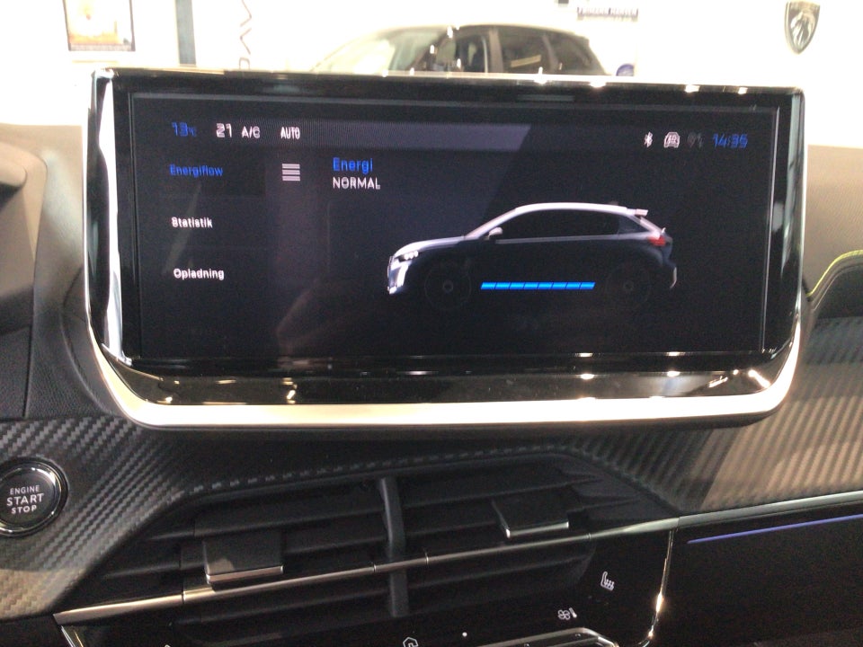 Peugeot e-208 54 GT Pack 5d