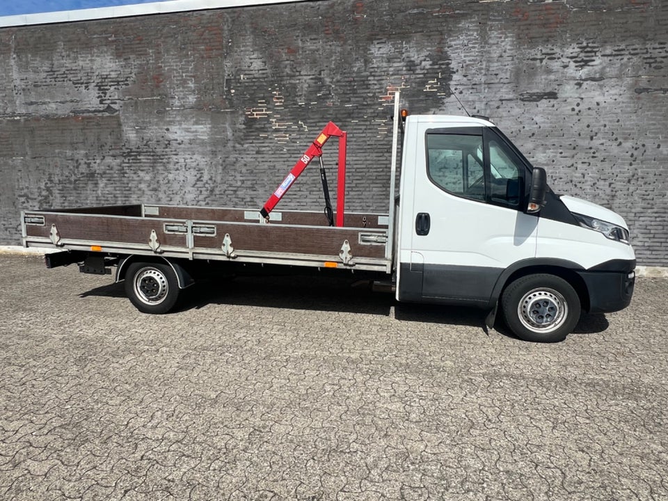 Iveco Daily 2,3 35S16 4100mm Lad 2d