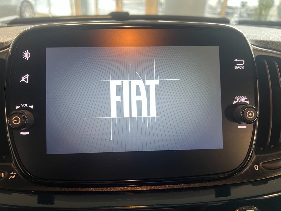 Fiat 500 1,0 Hybrid Vita Comfort 3d