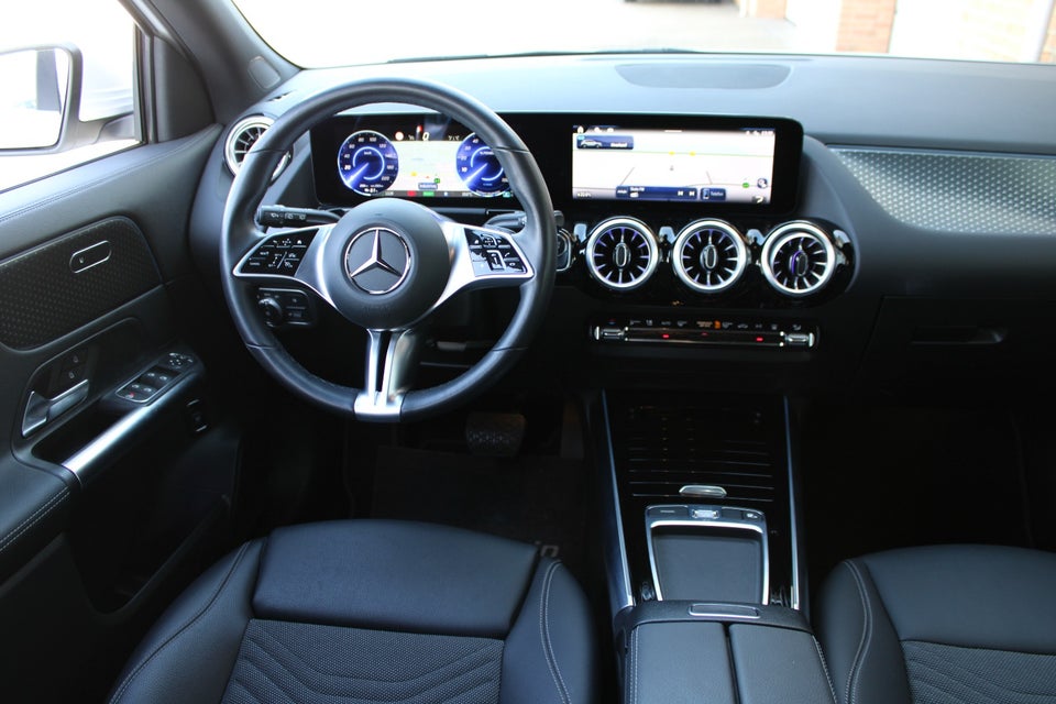 Mercedes EQA250 Progressive 5d