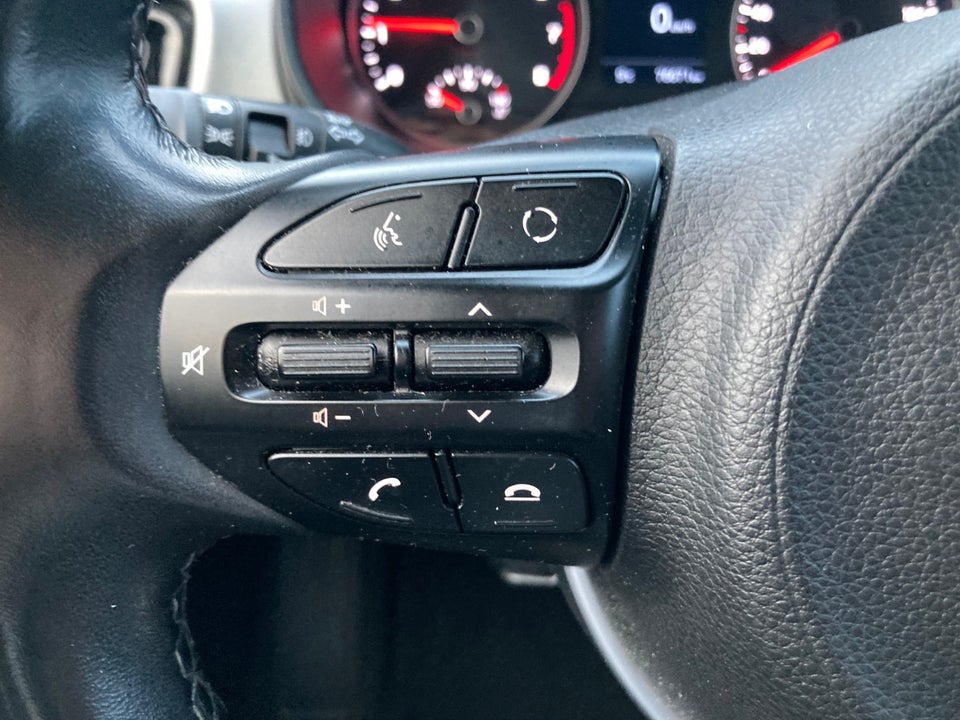 Kia Stonic 1,0 T-GDi Vision DCT 5d