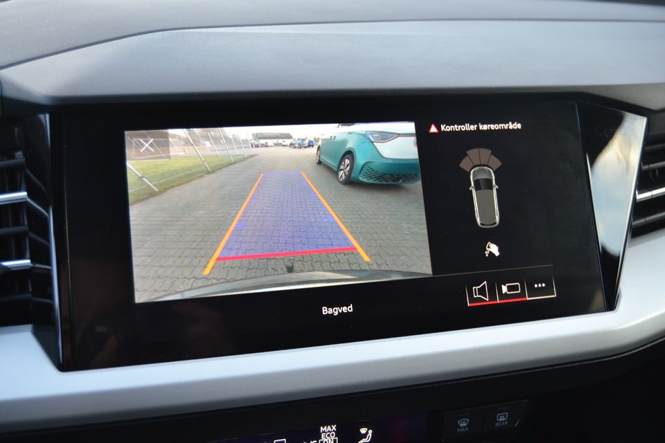 Audi Q4 e-tron 35 Advanced 5d