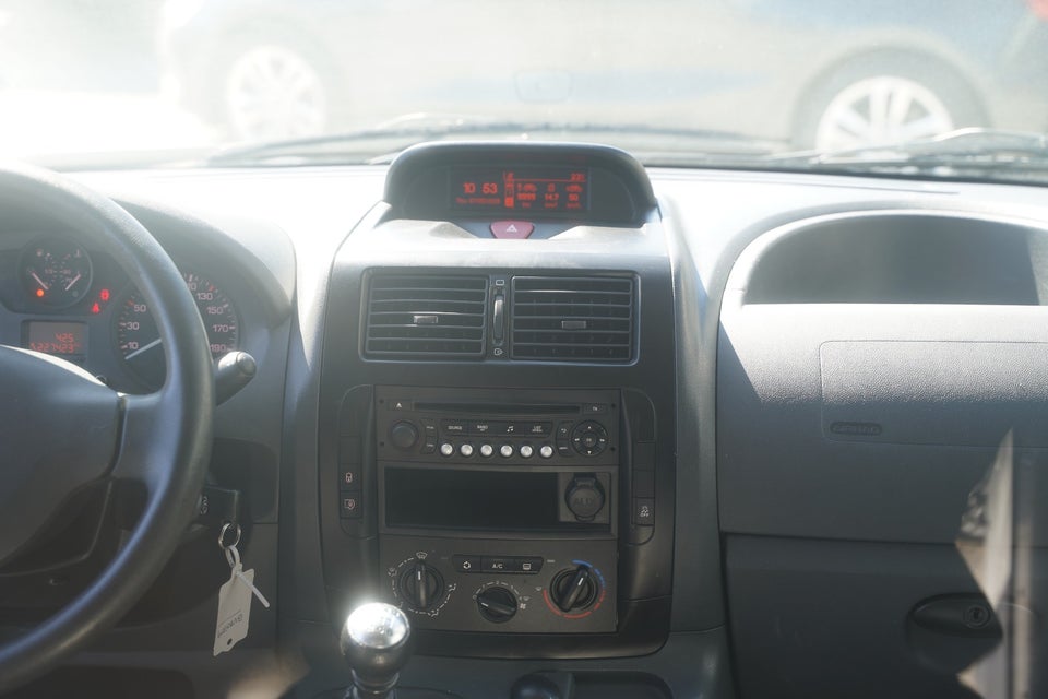 Toyota ProAce 2,0 D 128 T2 L2H1 5d