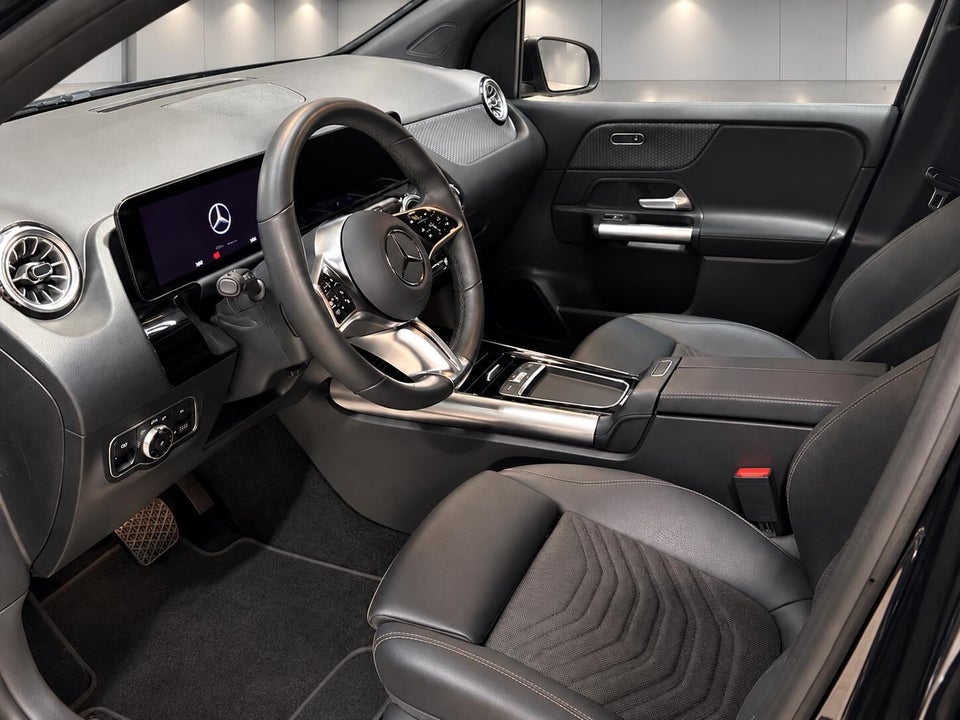 Mercedes EQA250+ Progressive Advance 5d