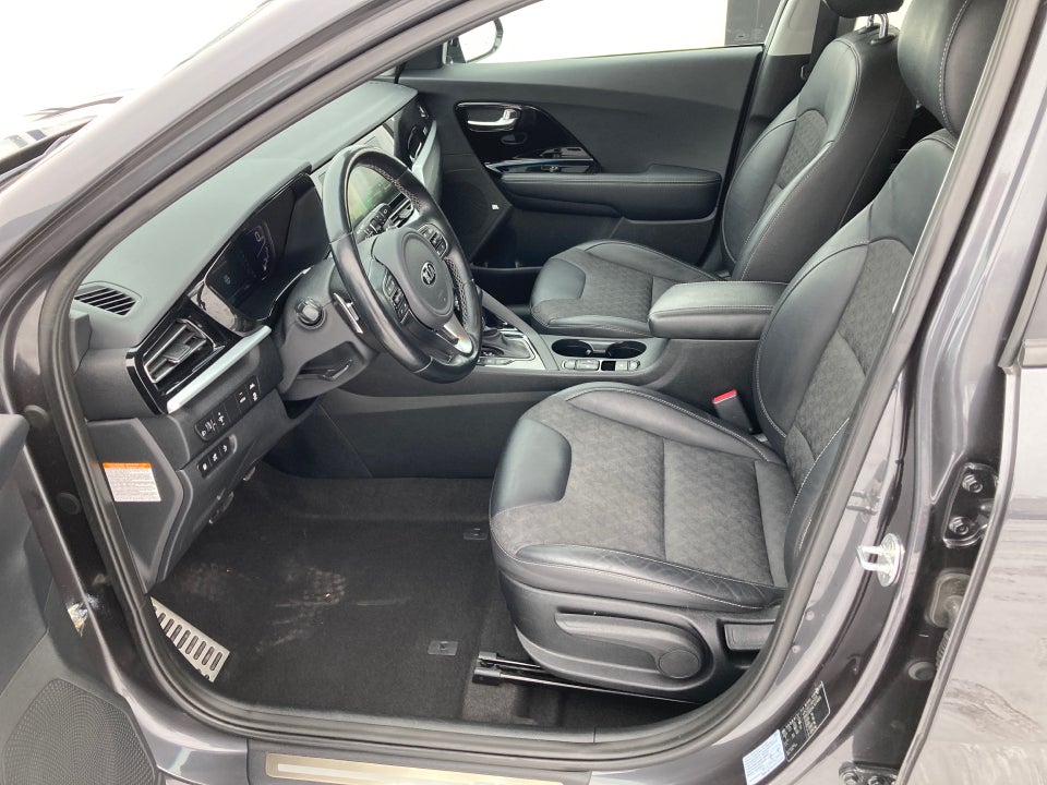 Kia Niro 1,6 PHEV Advance DCT 5d