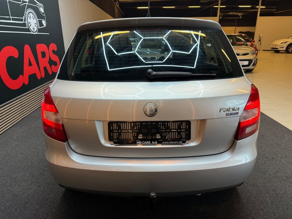 Skoda Fabia 1,6 16V Elegance 5d