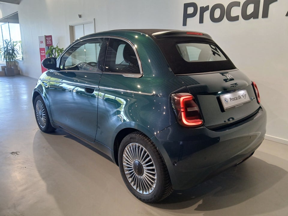 Fiat 500e 42 Lusso Cabrio 2d