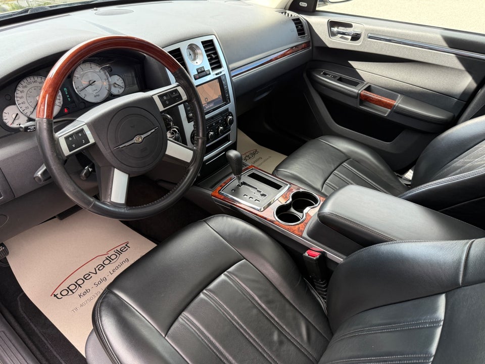 Chrysler 300C 3,0 CRD Touring aut. Van 5d