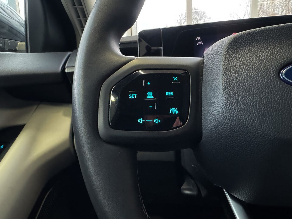 Ford Explorer 77 Select Extended Range 5d