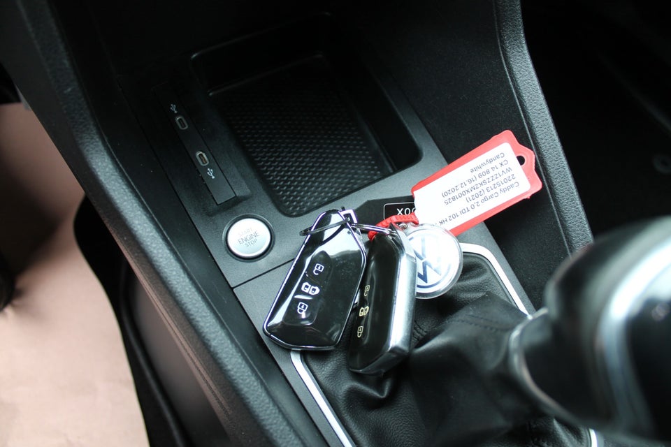 VW Caddy 2,0 TDi 102 Cargo