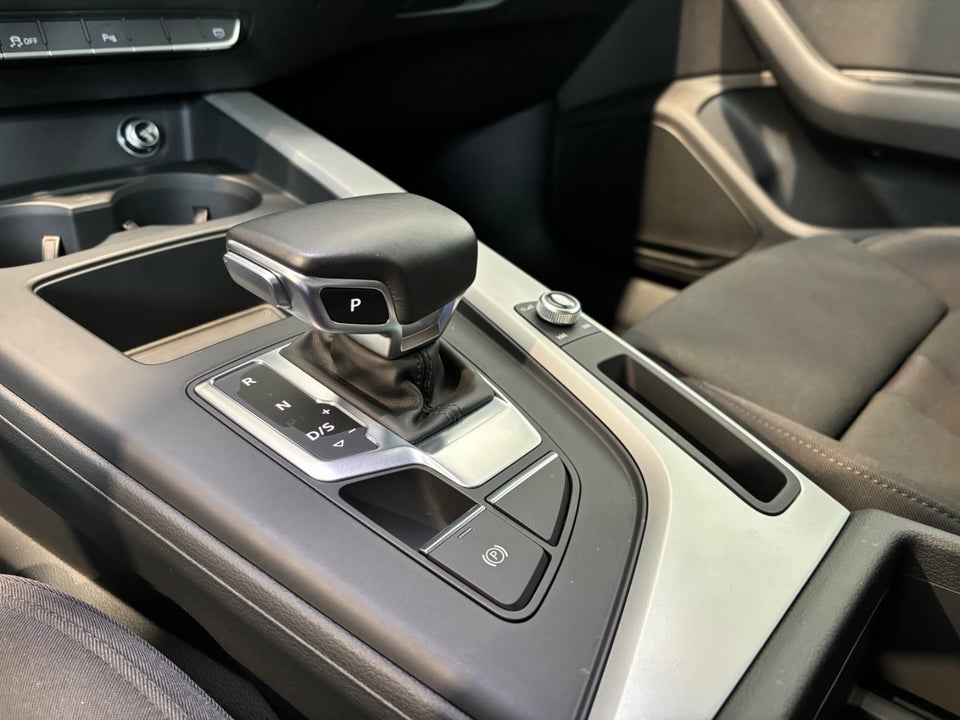 Audi A4 40 TFSi Advanced Prestige Tour+ Avant S-tr. 5d
