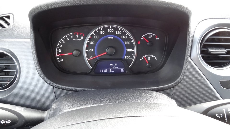 Hyundai i10 1,0 Touch 5d