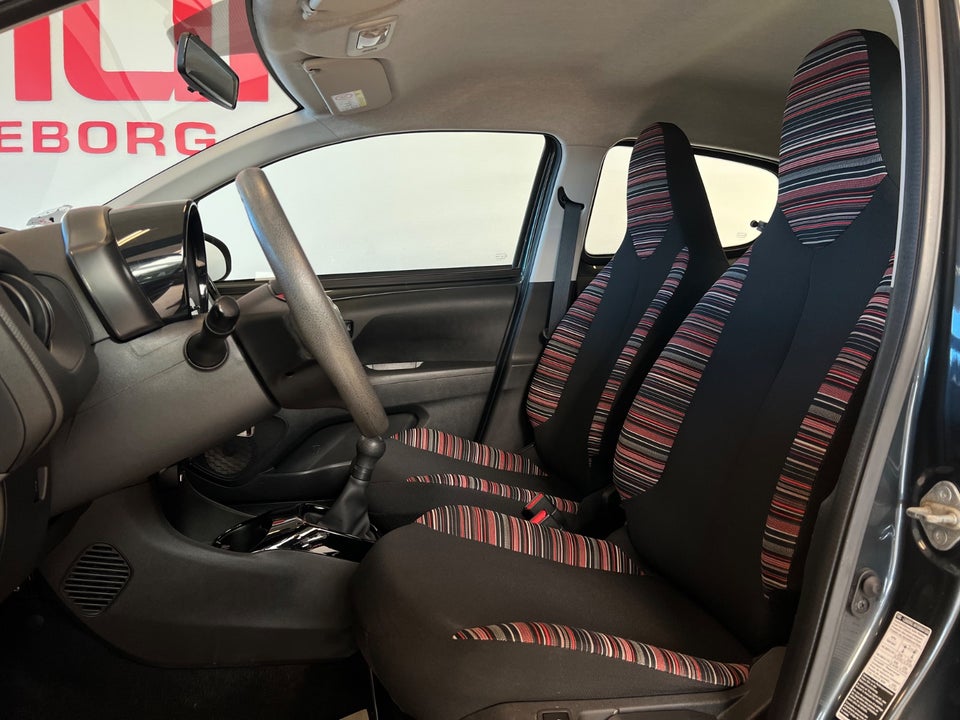 Citroën C1 1,0 VTi SportLine 5d