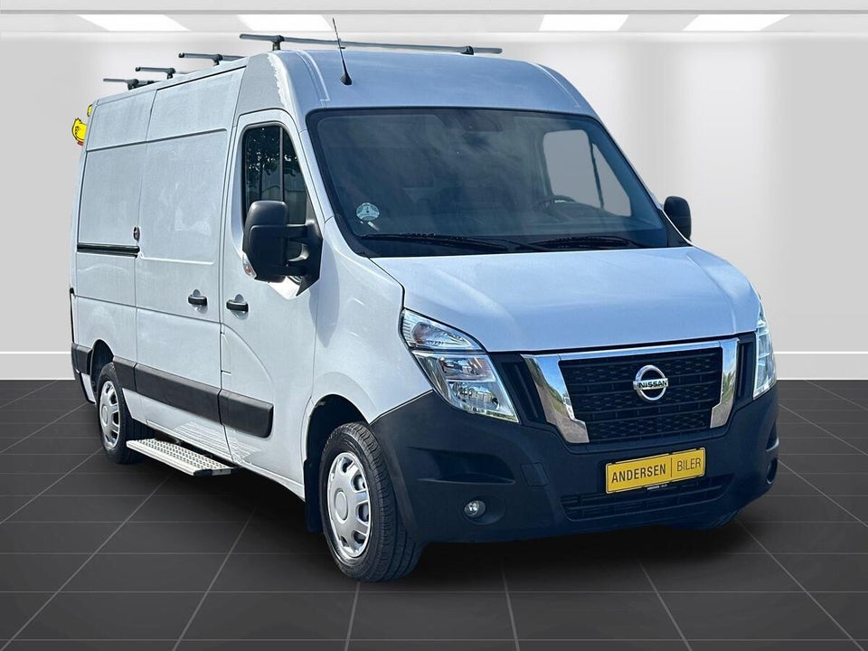 Nissan NV400 2,3 dCi 135 L2H2 Kassevogn