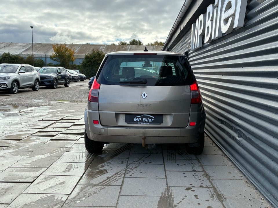Renault Scenic II 1,9 dCi 130 Authentique 5d