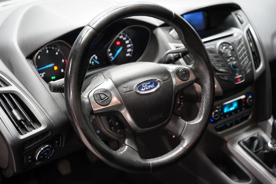 Ford Focus 1,6 TDCi 115 Titanium stc. Van 5d