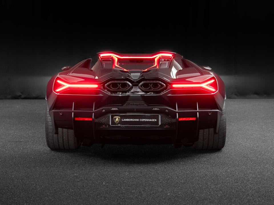 Lamborghini Revuelto 6,5 2d