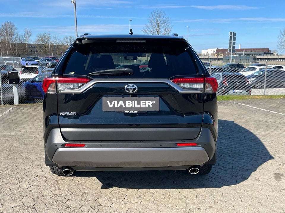 Toyota RAV4 2,0 T3 Comfort e-CVT 5d