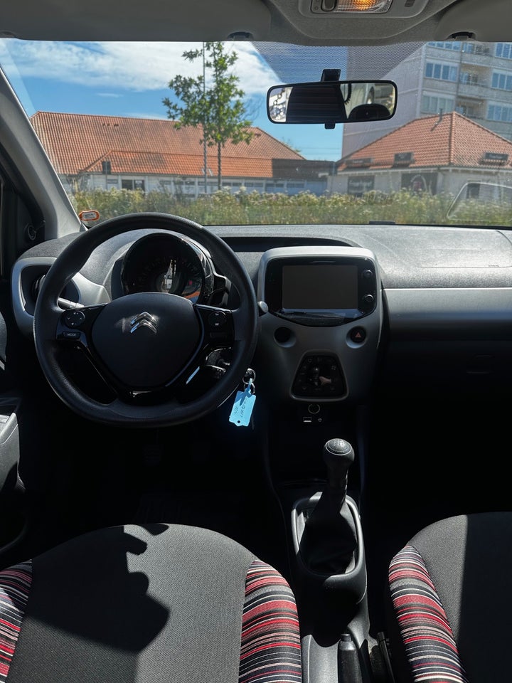Citroën C1 1,2 PureTech Iconic 5d