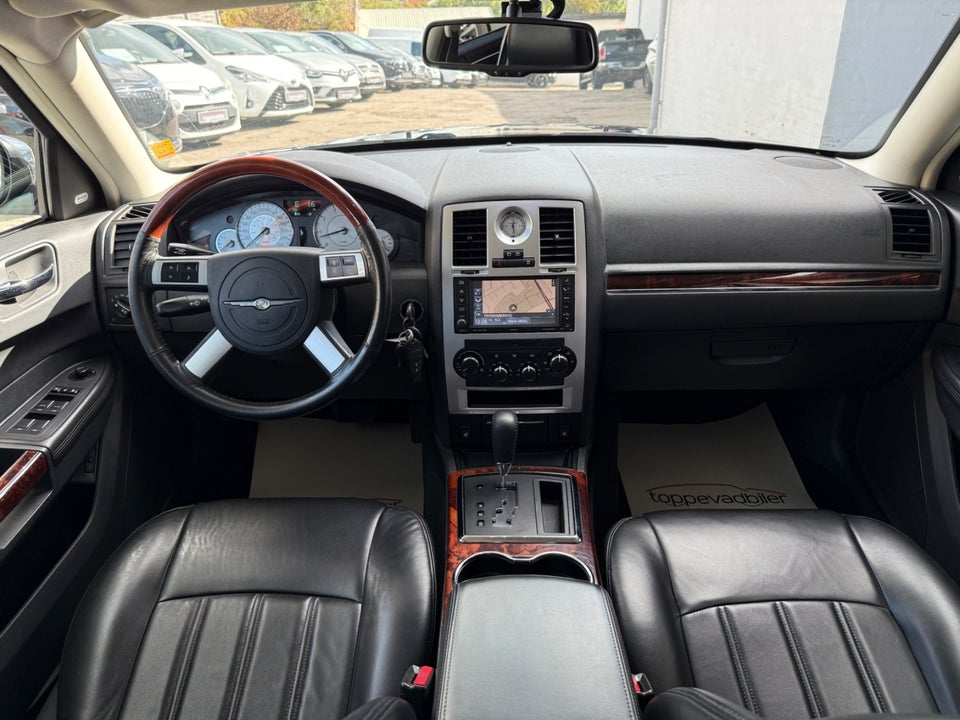 Chrysler 300C 3,0 CRD Touring aut. Van 5d